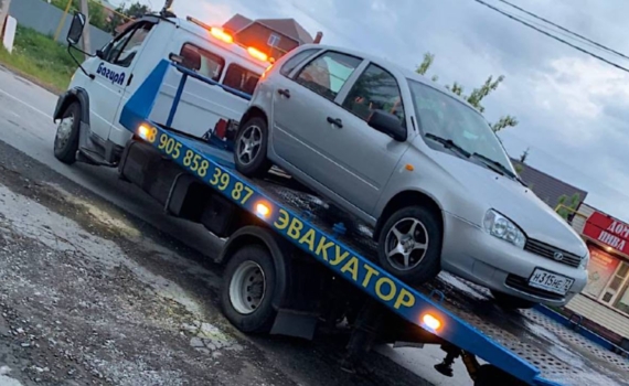 В Ишиме задержали школьника, который вылез в окно и угнал автомобиль своей матери