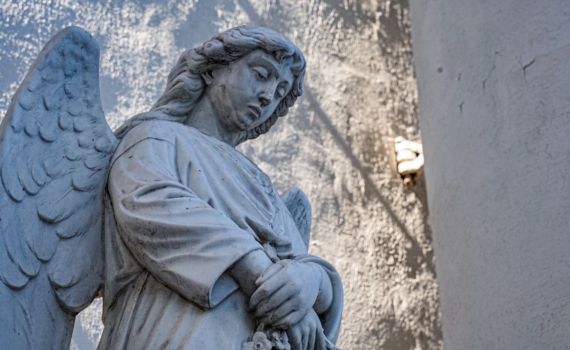 В отеле Ташкента обнаружены тела российской журналистки и её спутника В отеле Ташкента обнаружены тела российской журналистки и её спутника