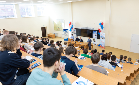 Школьники Удмуртии приняли участие в «купольской» олимпиаде по математике