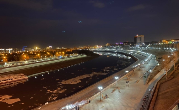 Выделенки в Красноярске стали камнем преткновения в споре автомобилистов и пассажиров общественного транспорта Выделенки в Красноярске стали камнем преткновения в споре автомобилистов и пассажиров общественного транспорта